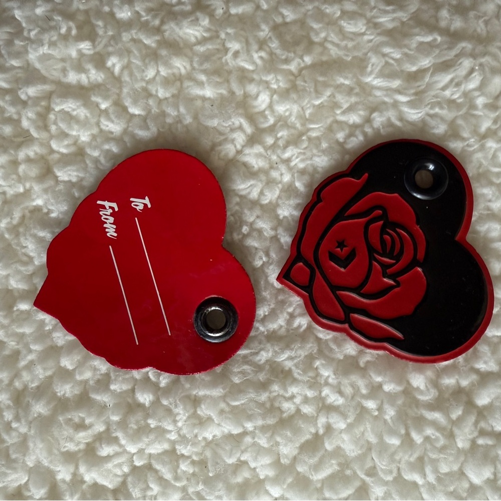 CONVERSE Collectible Valentine’s Shoe Tags Shoe Charms